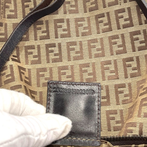 ✨SOLD✨Authentic Fendi Zucca Canvas Tote Bag - Picture 9 of 16